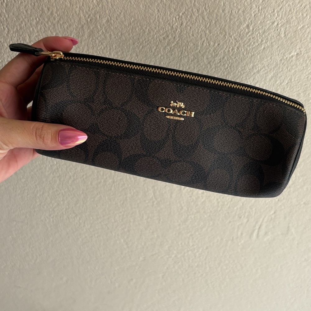Coach Brushes Case  Black and Brown Signature Cosmetic Case